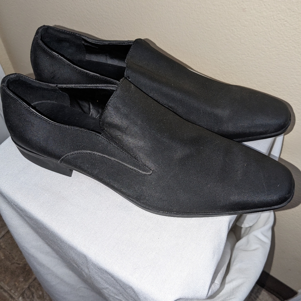 Aldo Pebbled Black Slip On Loafers Size 13